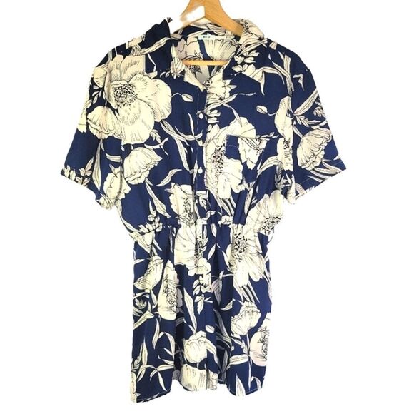 Kimchi Blue Floral Romper - Picture 2 of 16